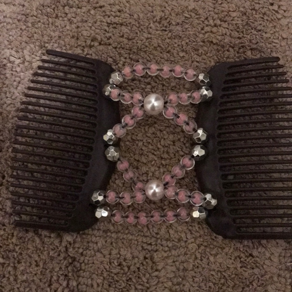 Butterfly 🦋 hair comb.